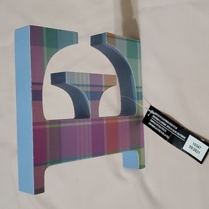 Wood 'E' Tabletop Decor